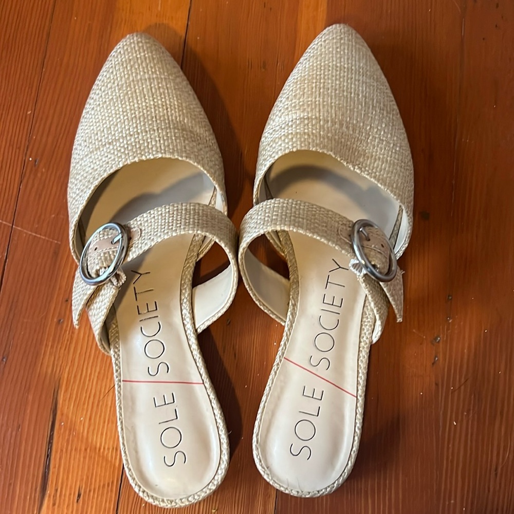 Spring forward! Raffia mules